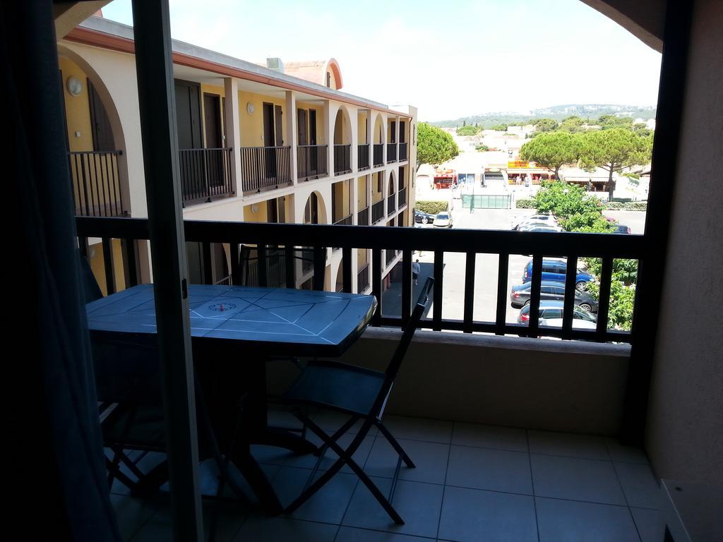 Les Amarines : Numero 109 Apartment Gruissan Exterior photo